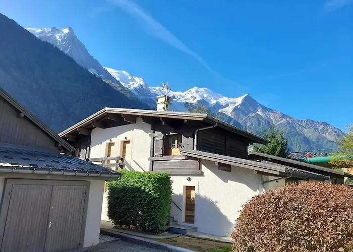 Claudia By Brennus Chalé